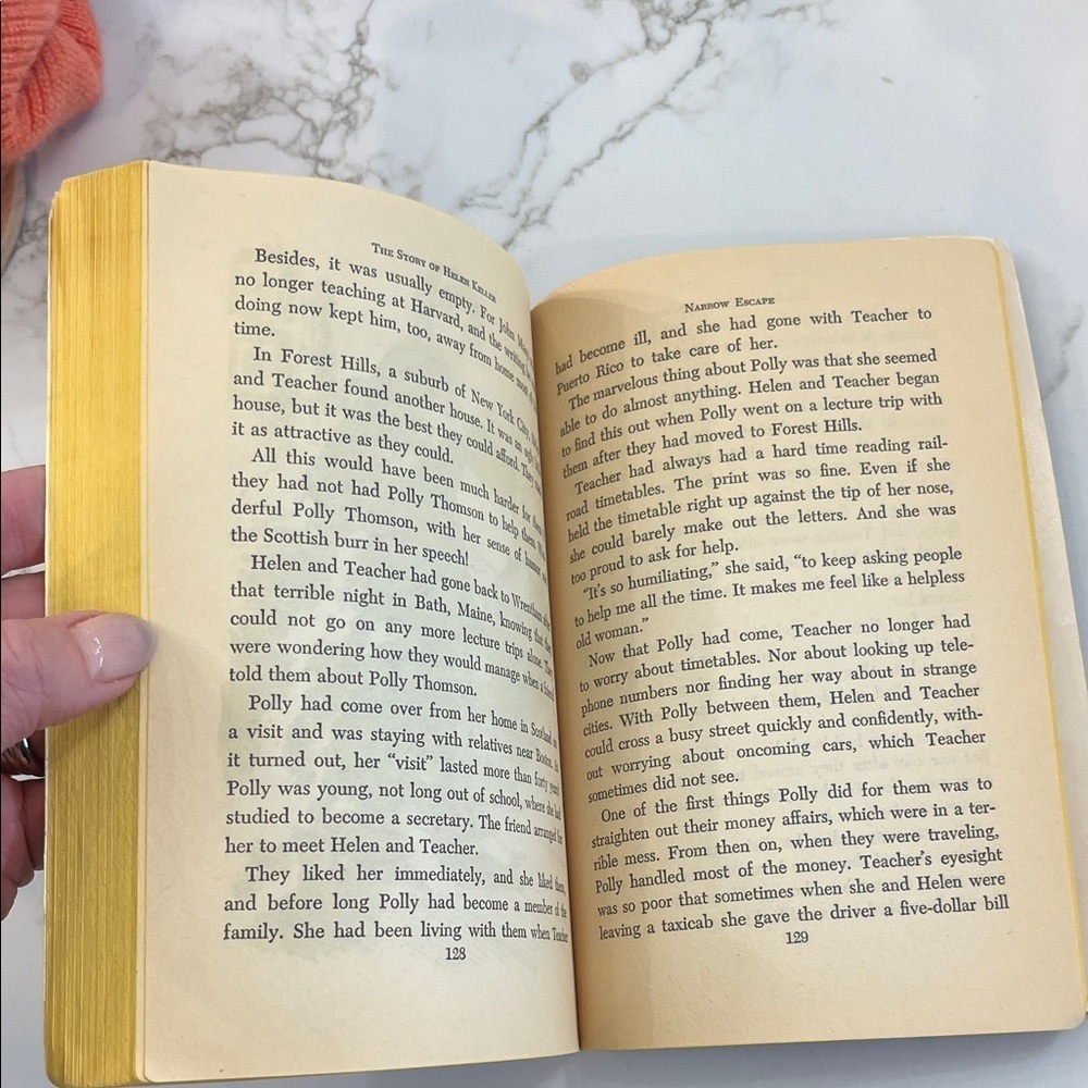 The Story of Helen Keller Book - Picture 7 of 8